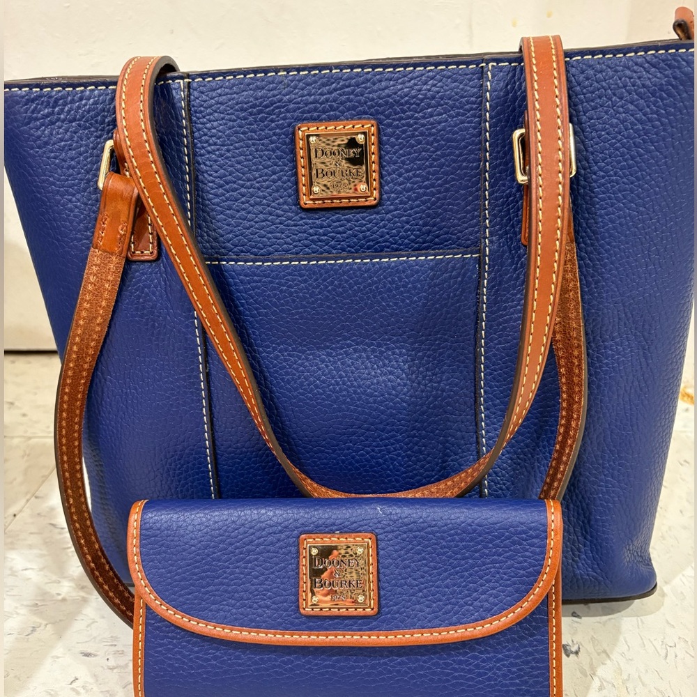 NWT Dooney & Bourke French Blue Bag